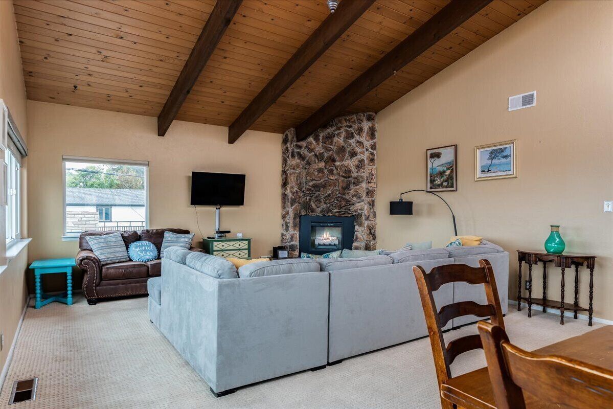 Upstairs living room
