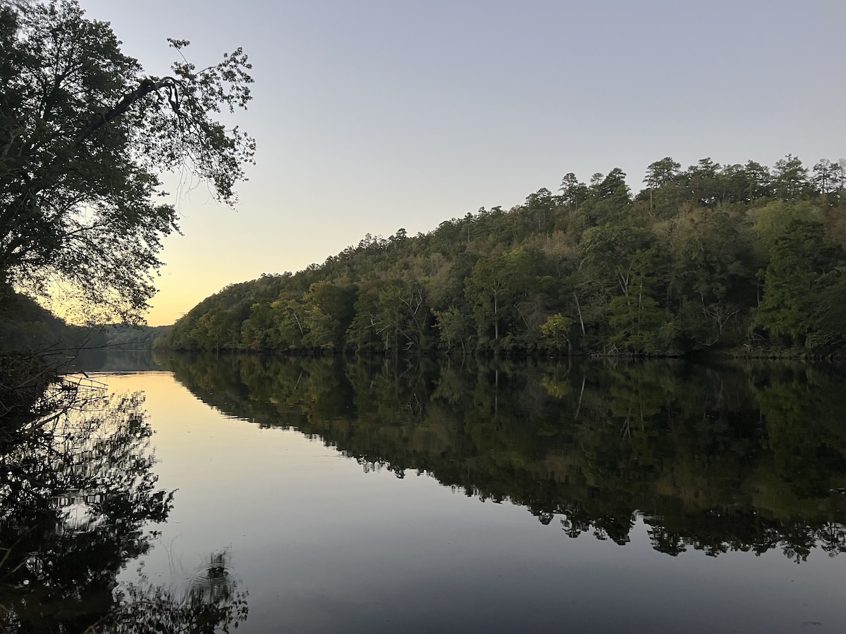 Short scenic drive to Beavers Bend State Park