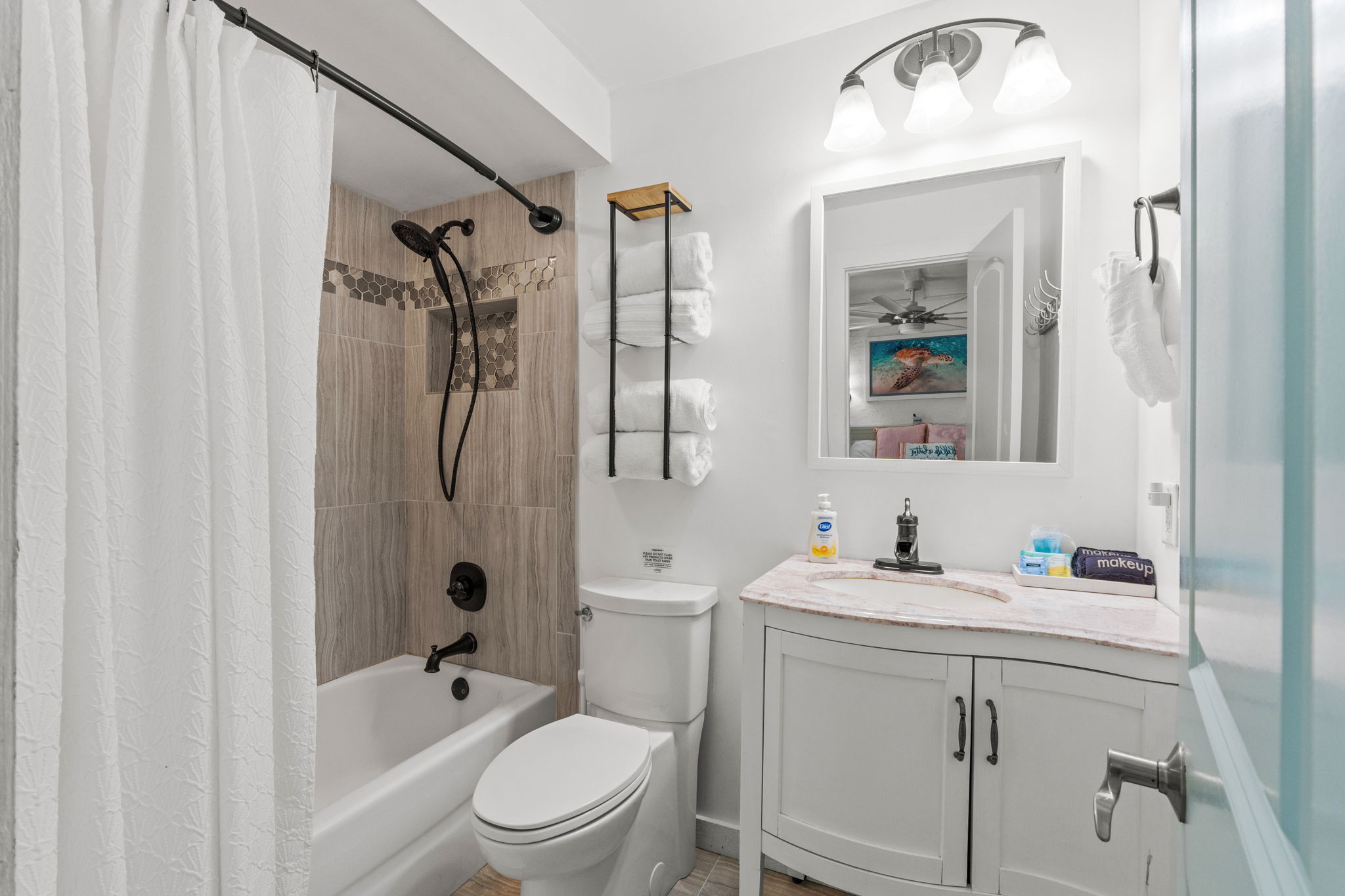 Bedroom 2 Ensuite Bathroom