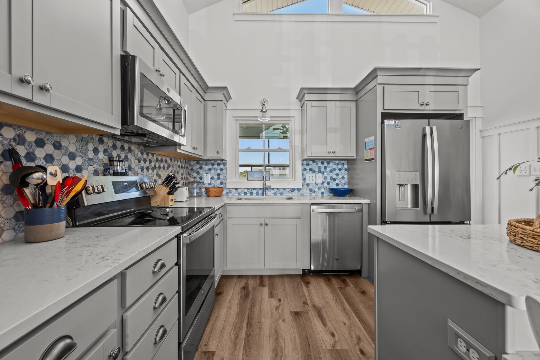 Fully remodeled kitchen with everything you need — and nothing you don’t