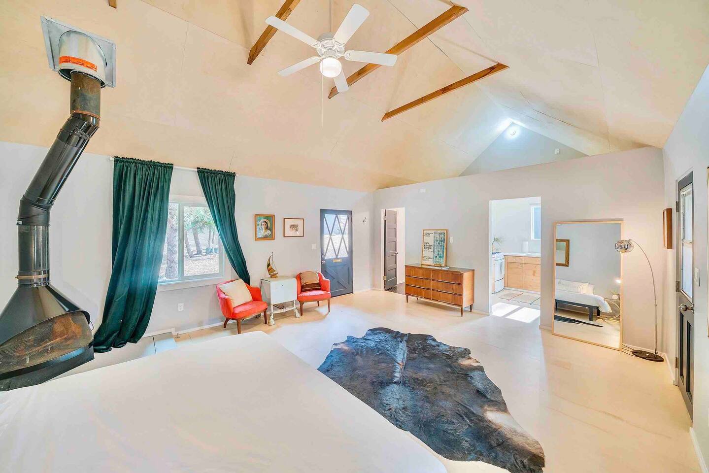 Cabin #7 - The Perch at Twin Peaks 4