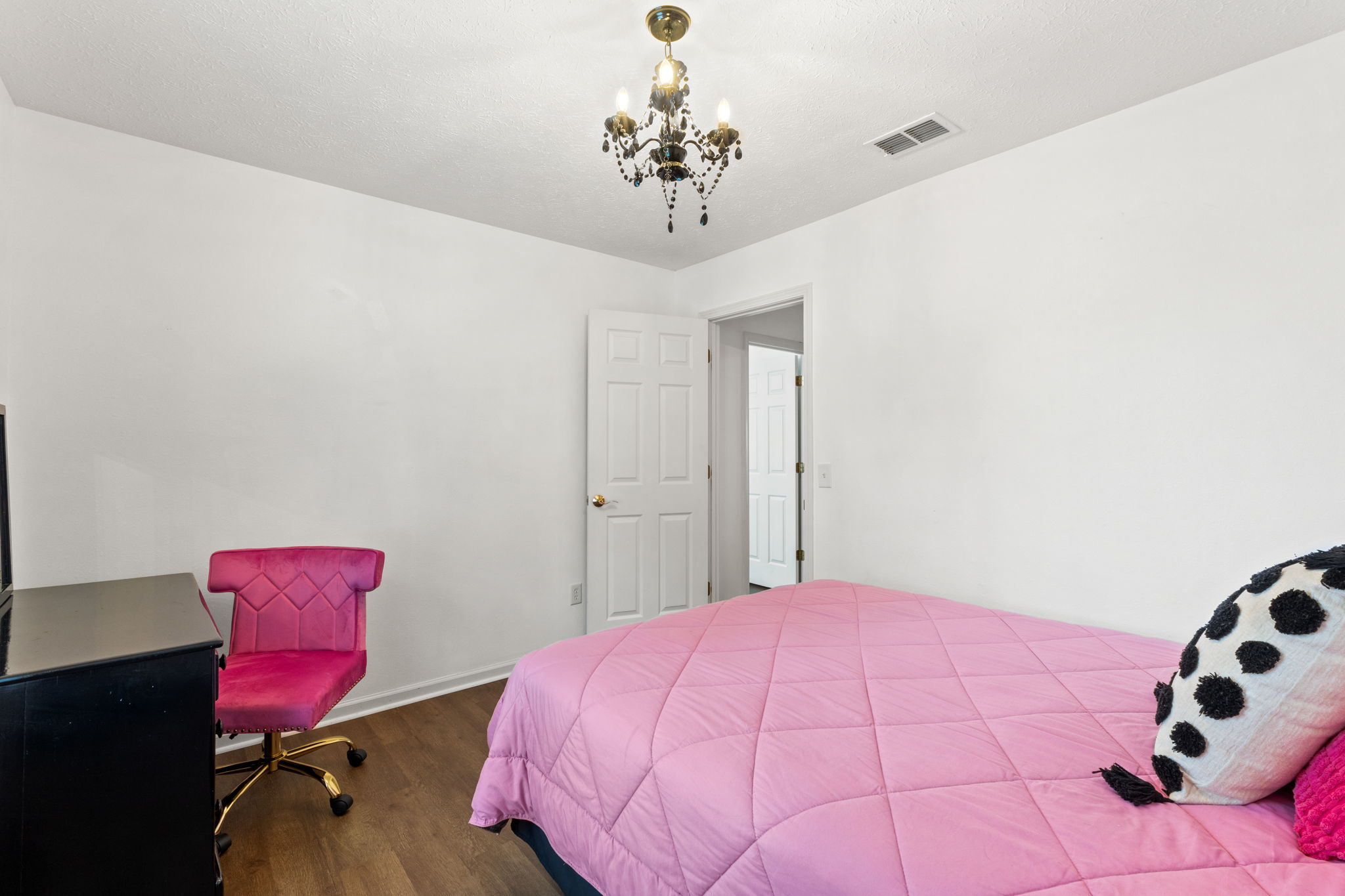 Bedroom 2 with Queen Sized Bed