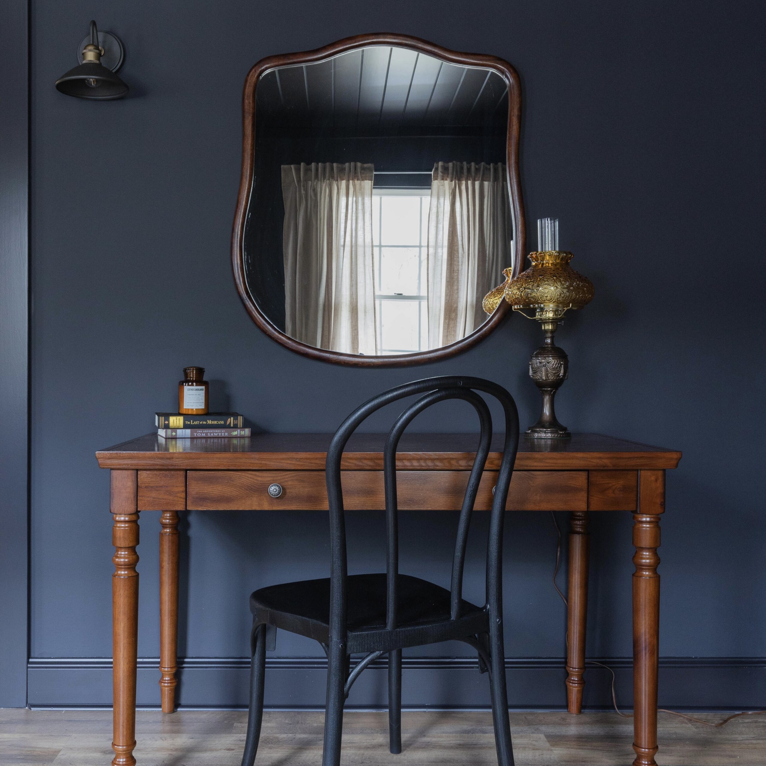 Desk Workspace in Den