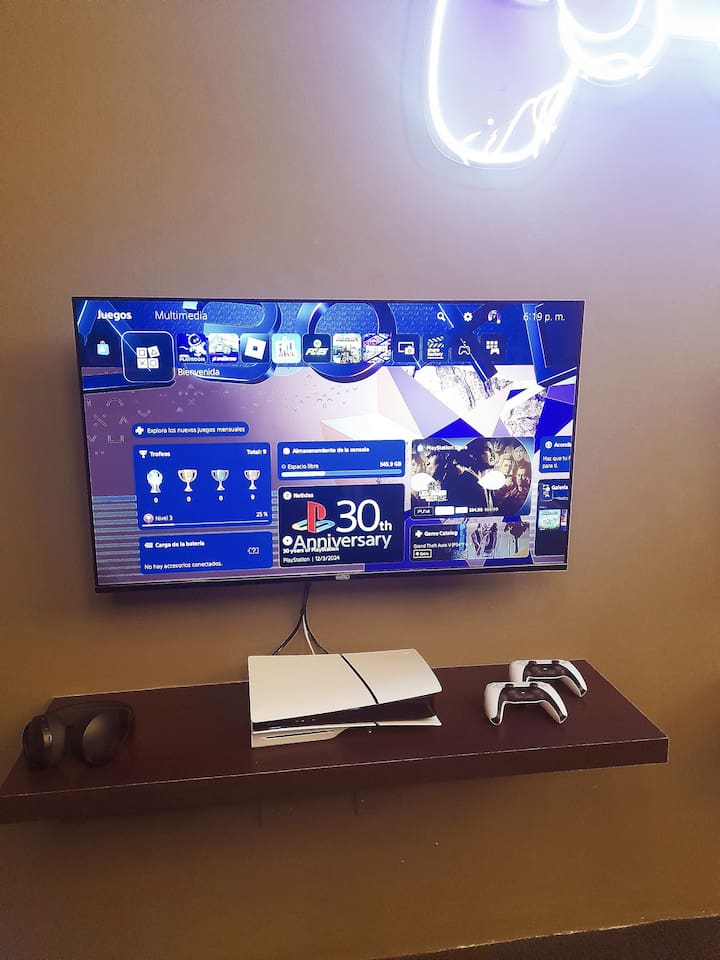 Unwind and play your favorite games on the PlayStation!