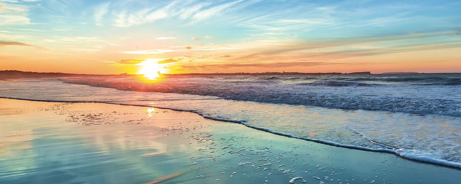 Chic Coastal Haven + Walk to Beach + Rest + Casino 4