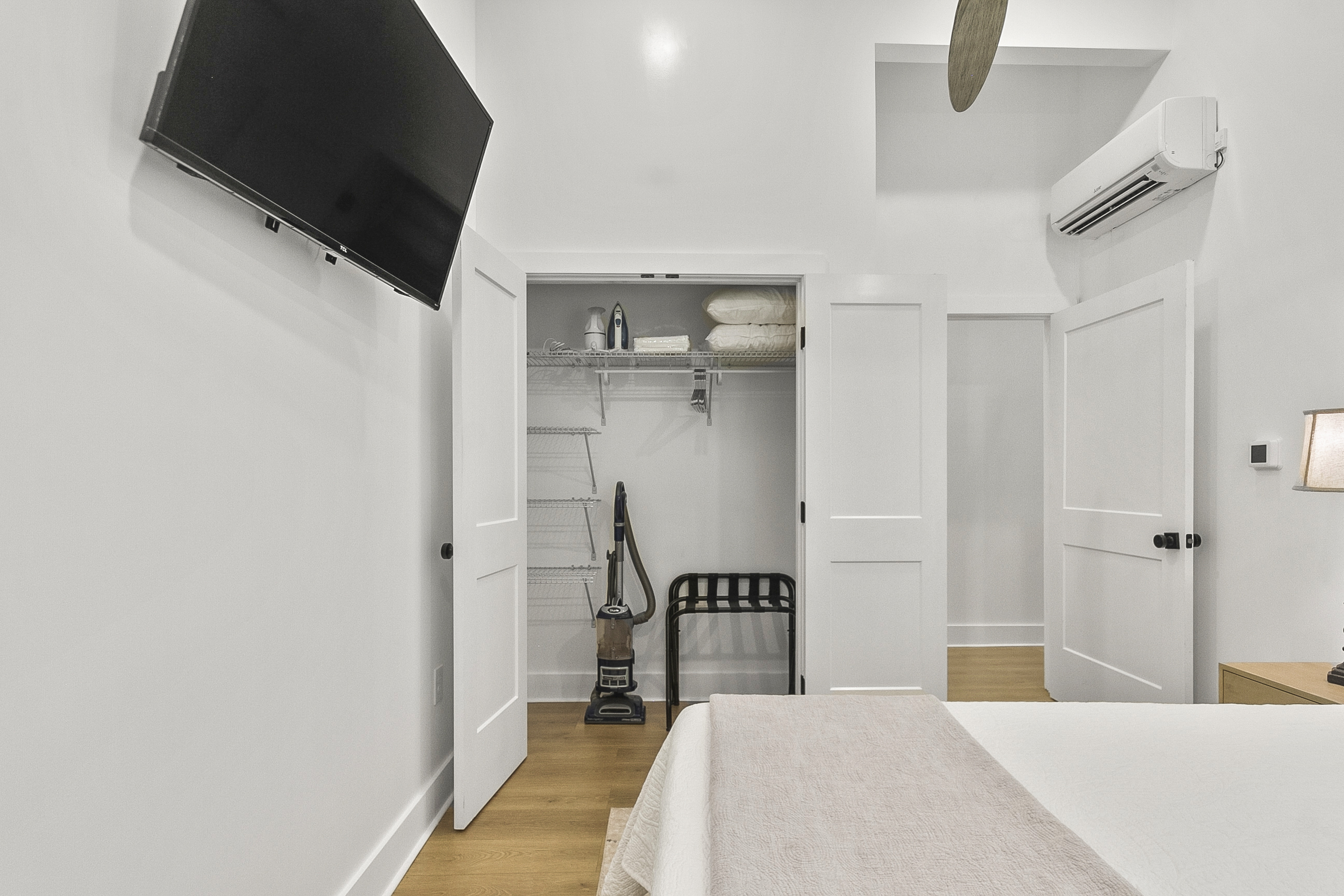 Queen Bedroom 2