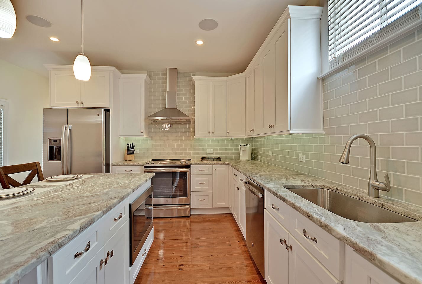 Fully equipped kitchen