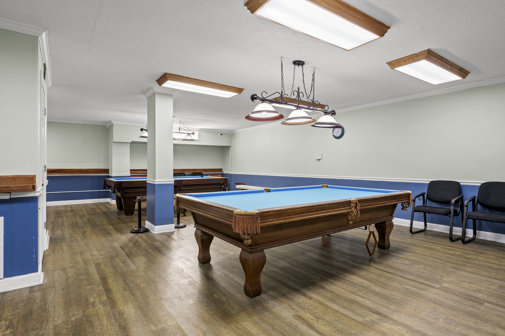 Just one of the many perks of your stay: a dedicated billiards room inside Regency Towers for laid-back fun steps from your door.