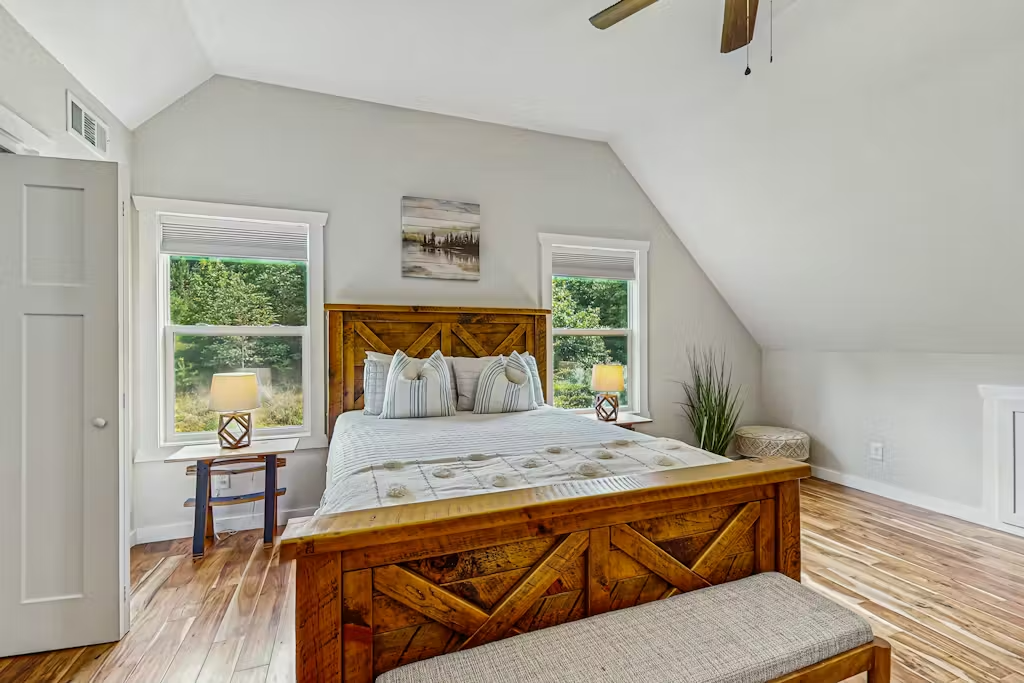 Upstairs bedroom