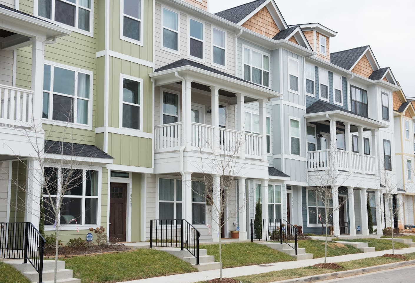 Brand New Townhome in Southside sleeps 6