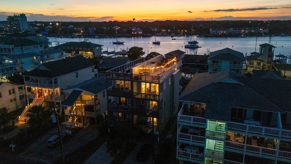 Rooftop Sunrise to Sunset