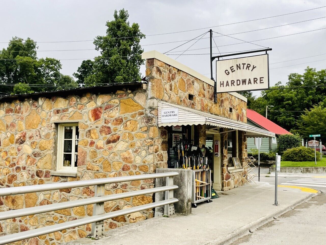 Gentry's Hardware...a must visit for anyone