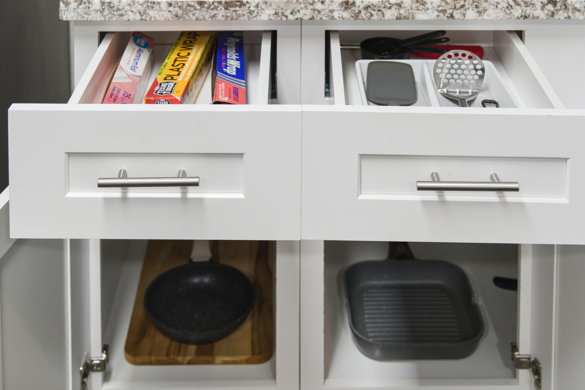 Cook, connect, and create memories in this fully equipped kitchen.