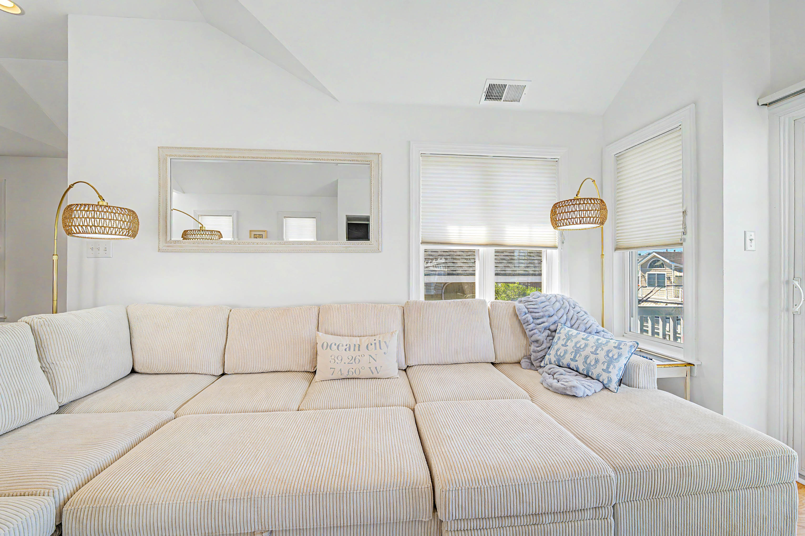 living_room_sectional_sofa