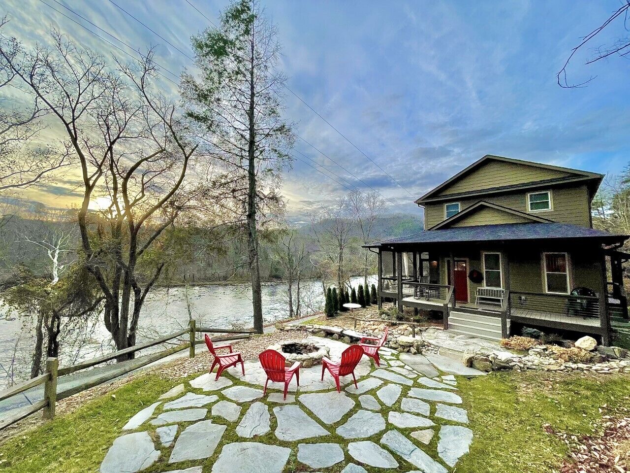 Fire Pit Beside the Red Gate Cottage--what a view!