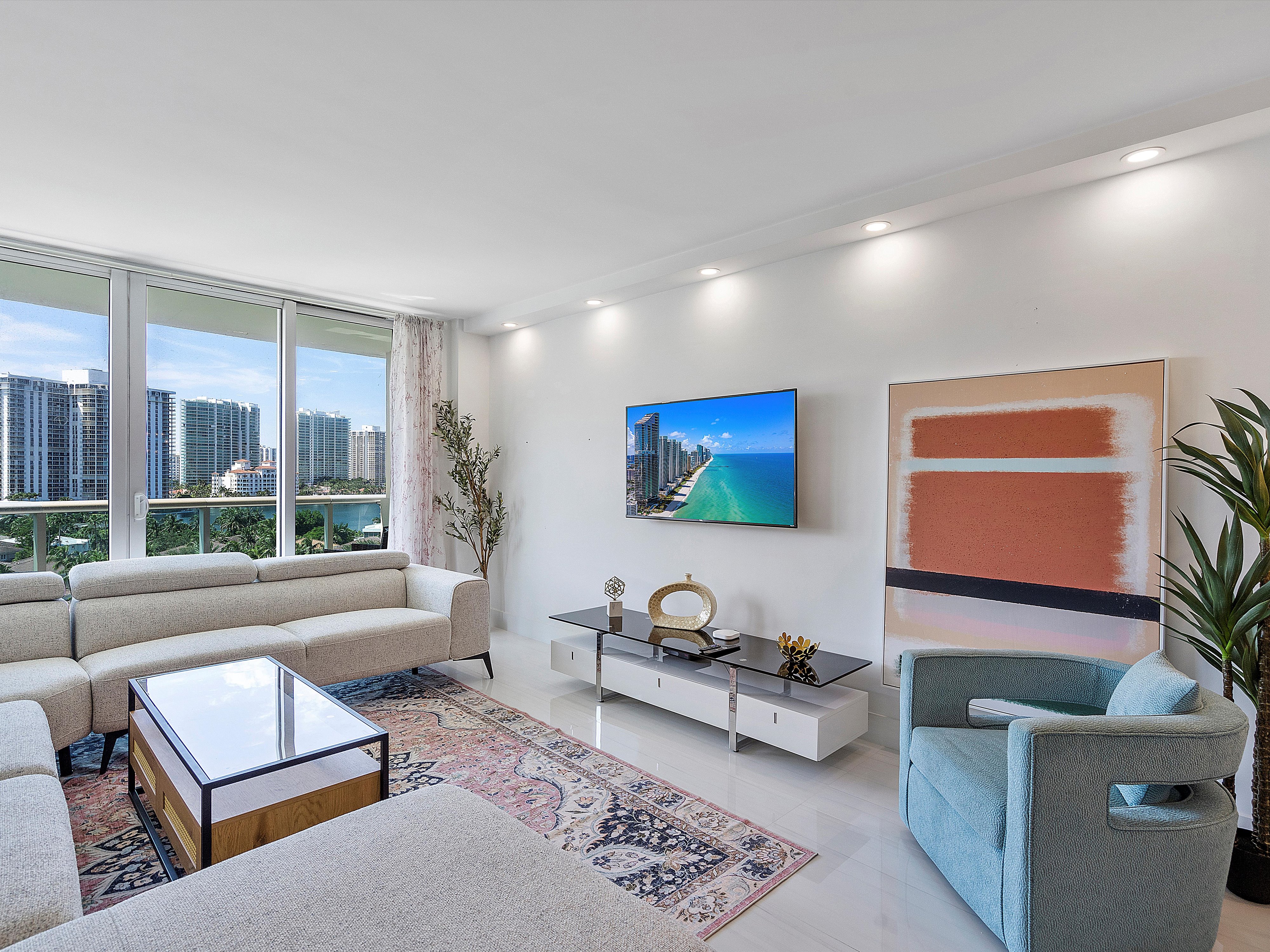 ✨ Family Beach Home w Ocean & Bay Views ✨ — Sunny Isles Beach, FL — vacation rental