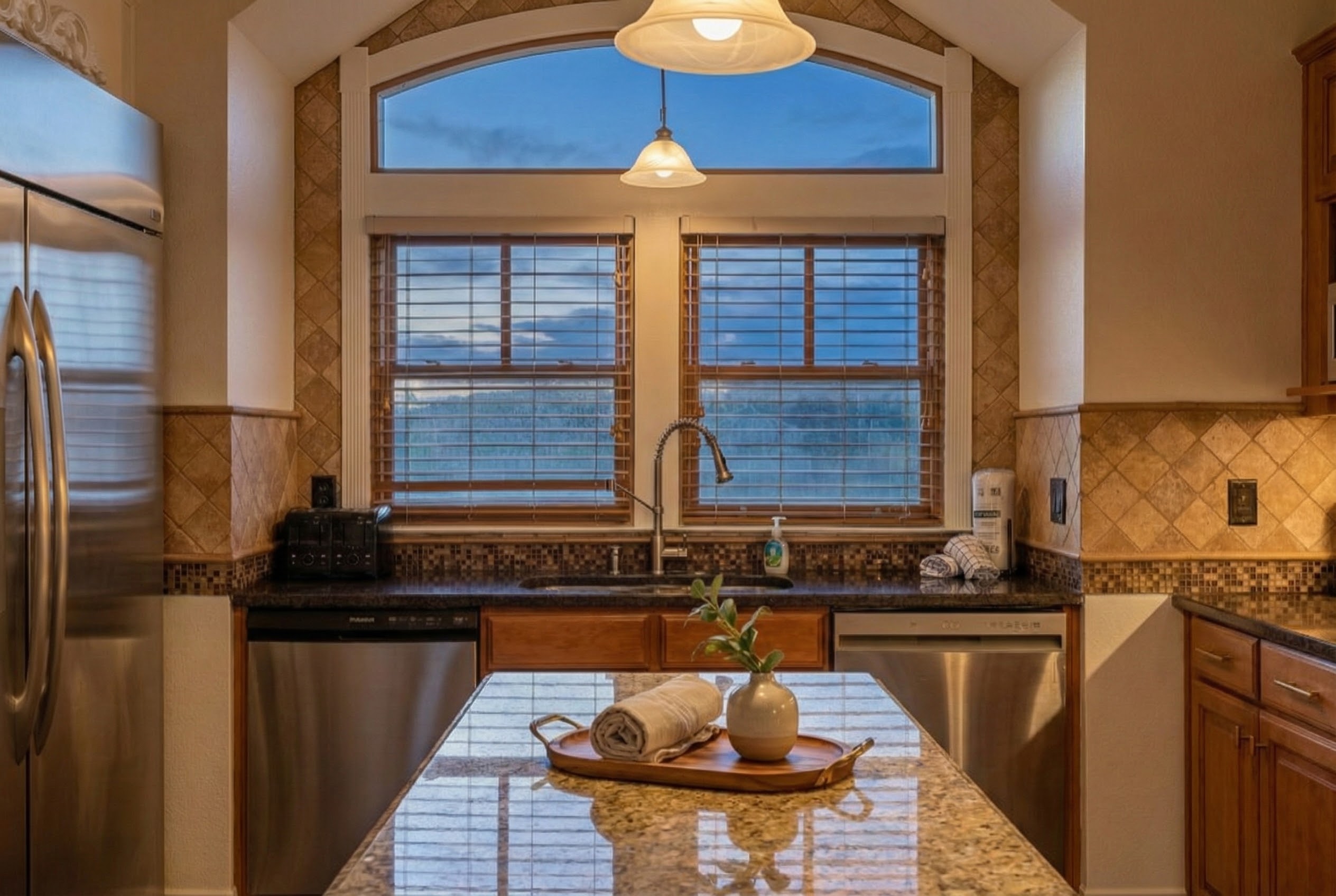 Angler's Retreat — Oceanfront Views