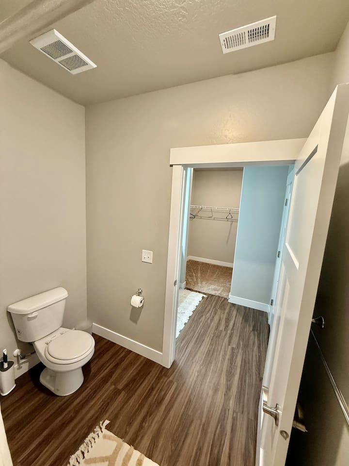 Ensuite