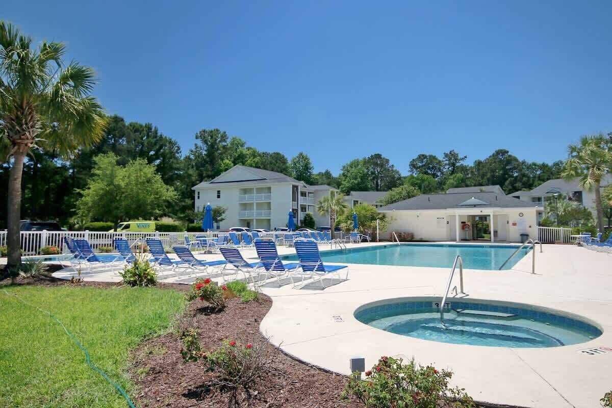 Access to Pool House Changing Rooms, Pool, Kid-Friendly Pool, and Hot Tub