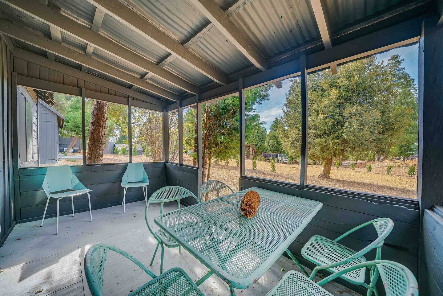 Cabin #7 - The Perch at Twin Peaks 5