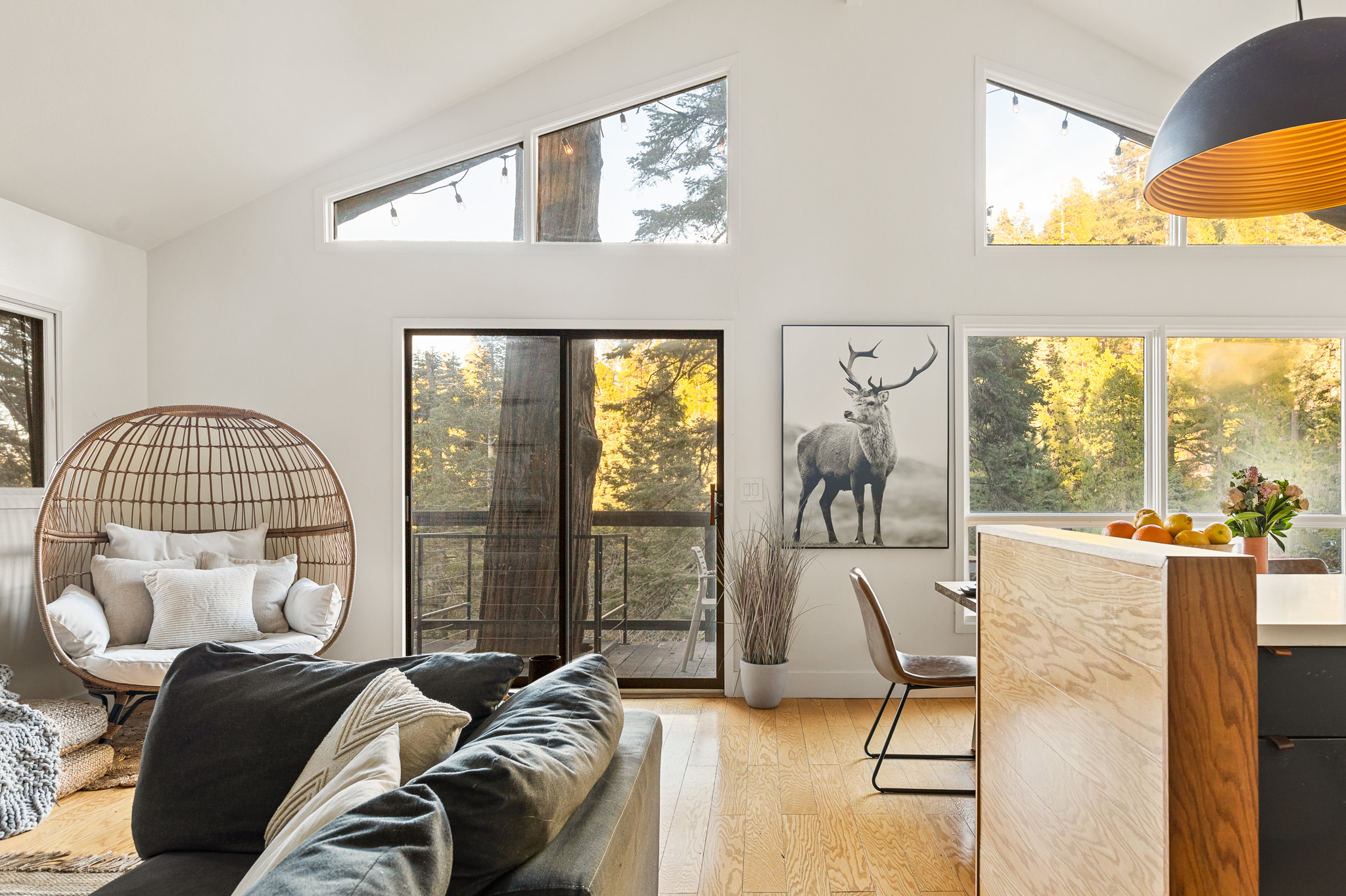 A spacious family room right off of the kitchen with games, a giant magnetic scrabble board and an HD TV to cozy up after a long day enjoying all that Lake Arrowhead has to offer.