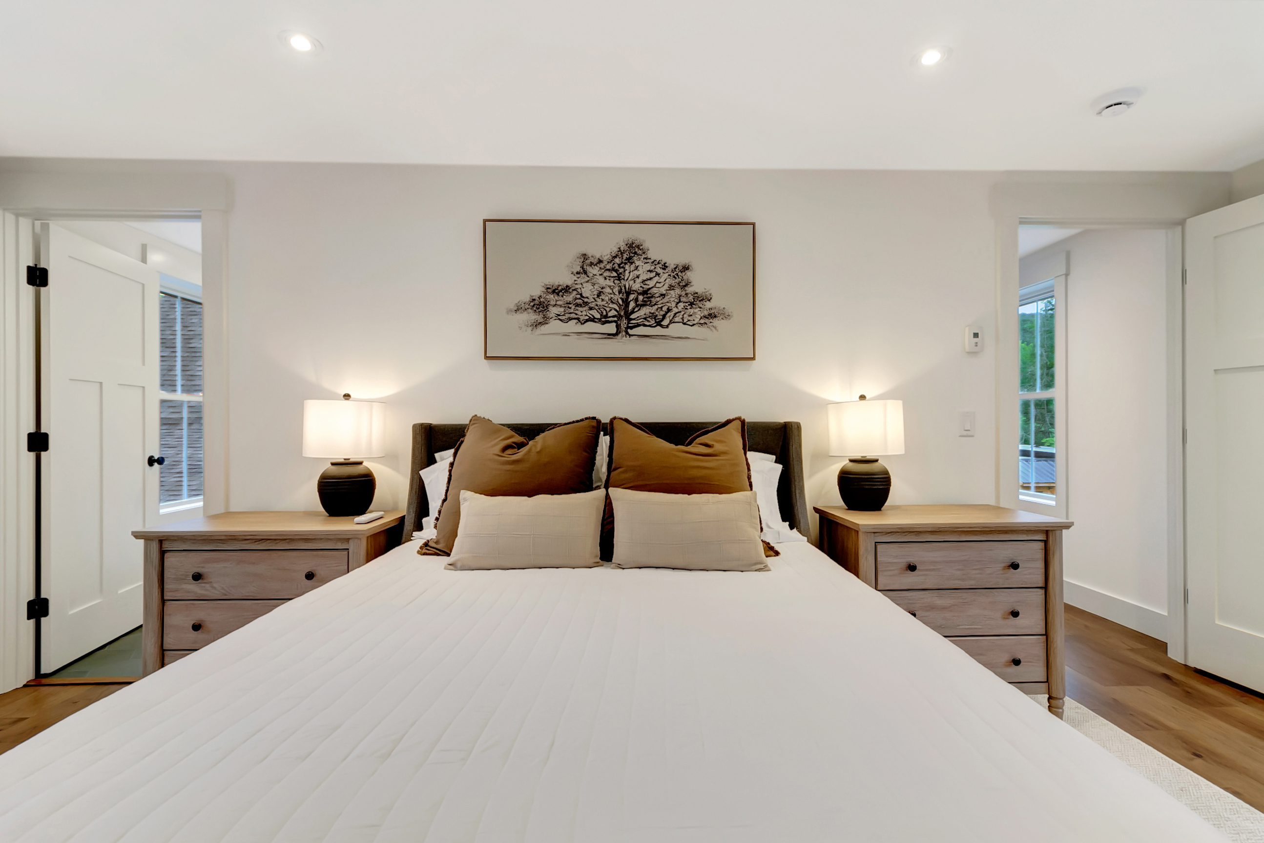 Queen Bed
