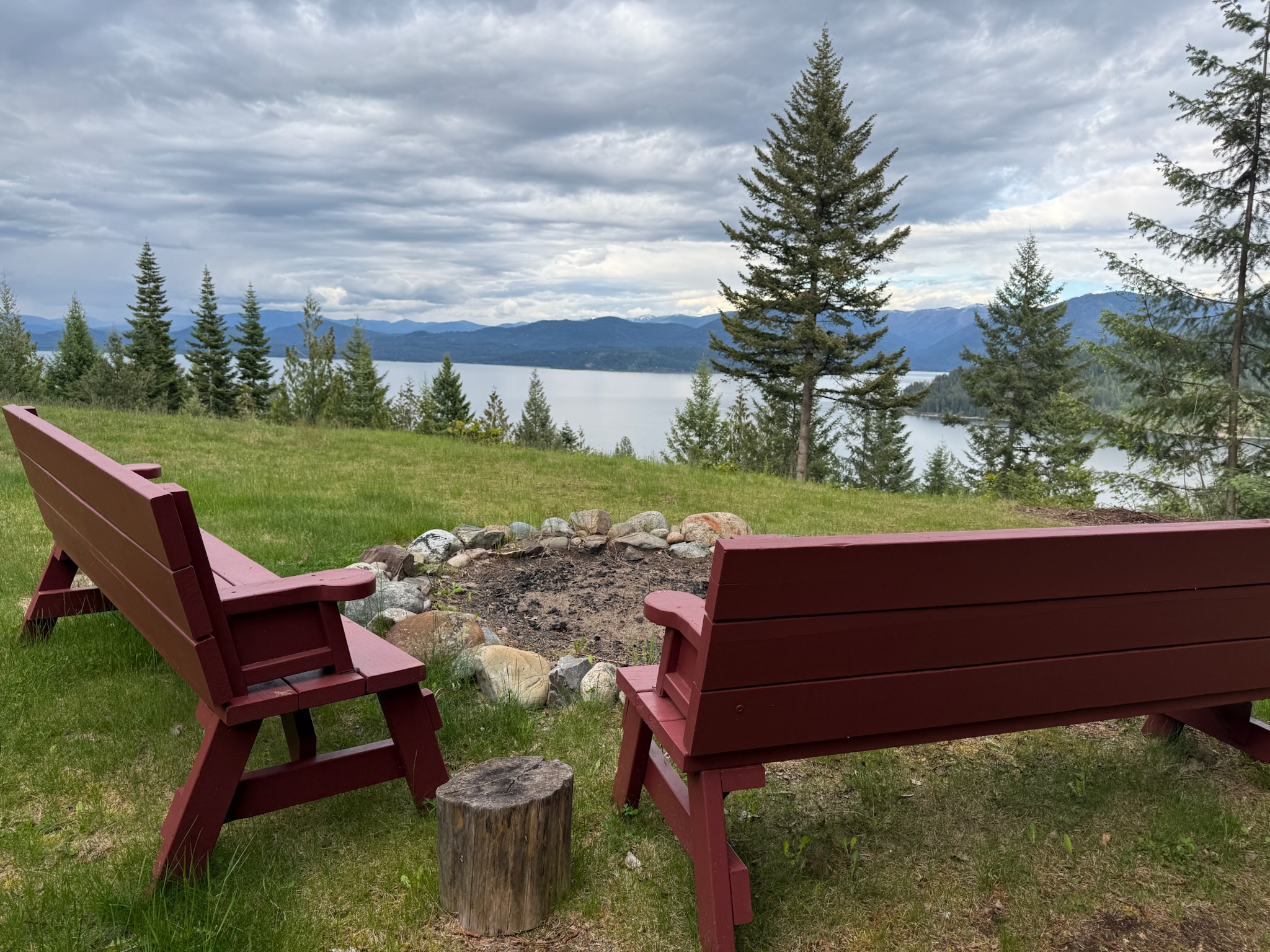 Sitting area with lake view