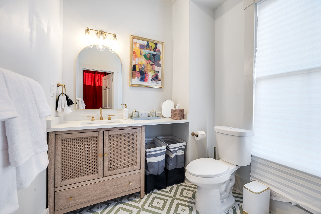 Full Bathroom upstairs -1