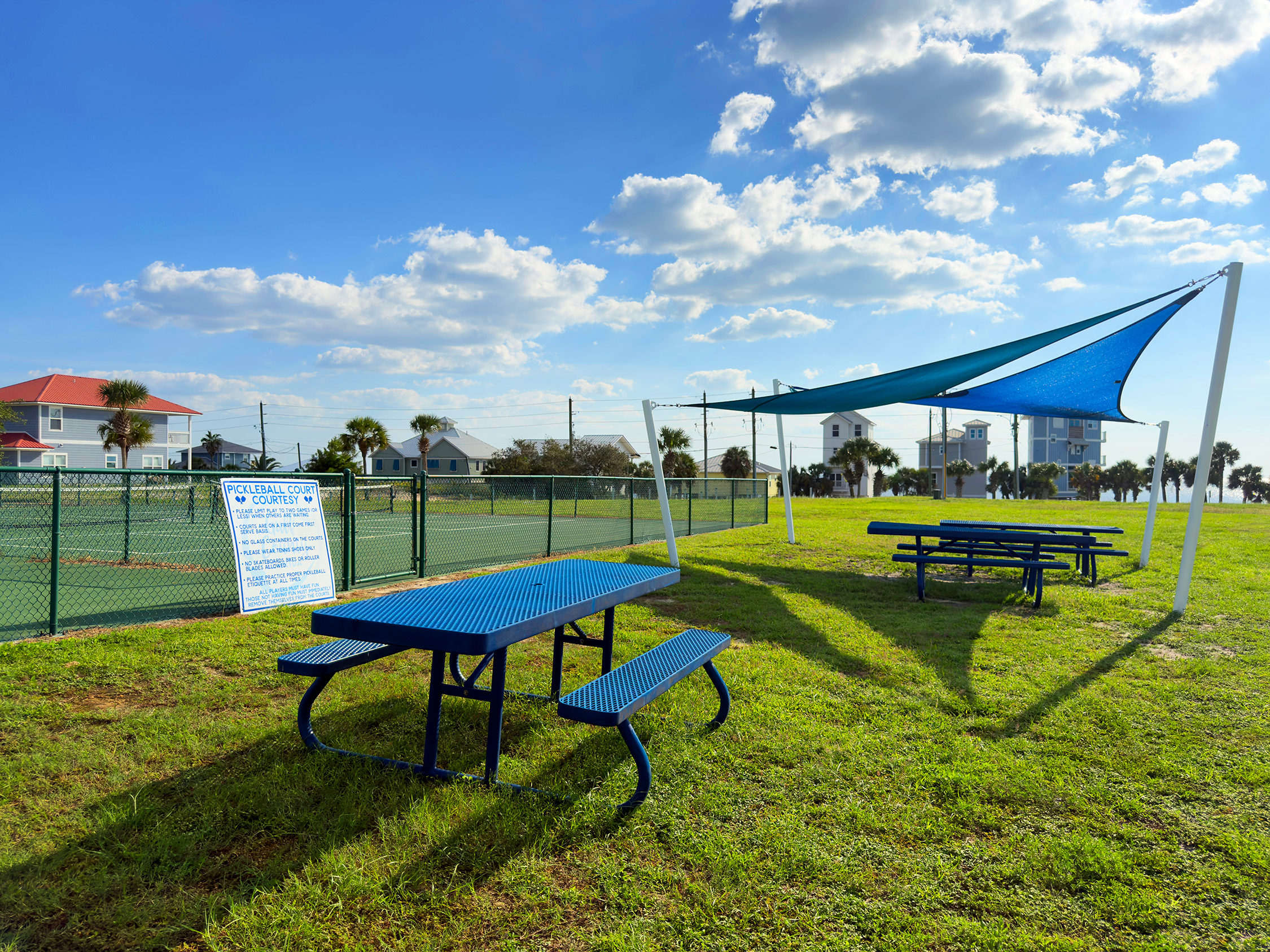 Picnics and pickleball 1 block away.