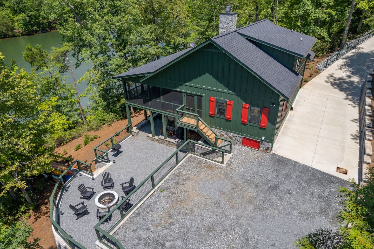 Outside picture of this beautiful lake house!