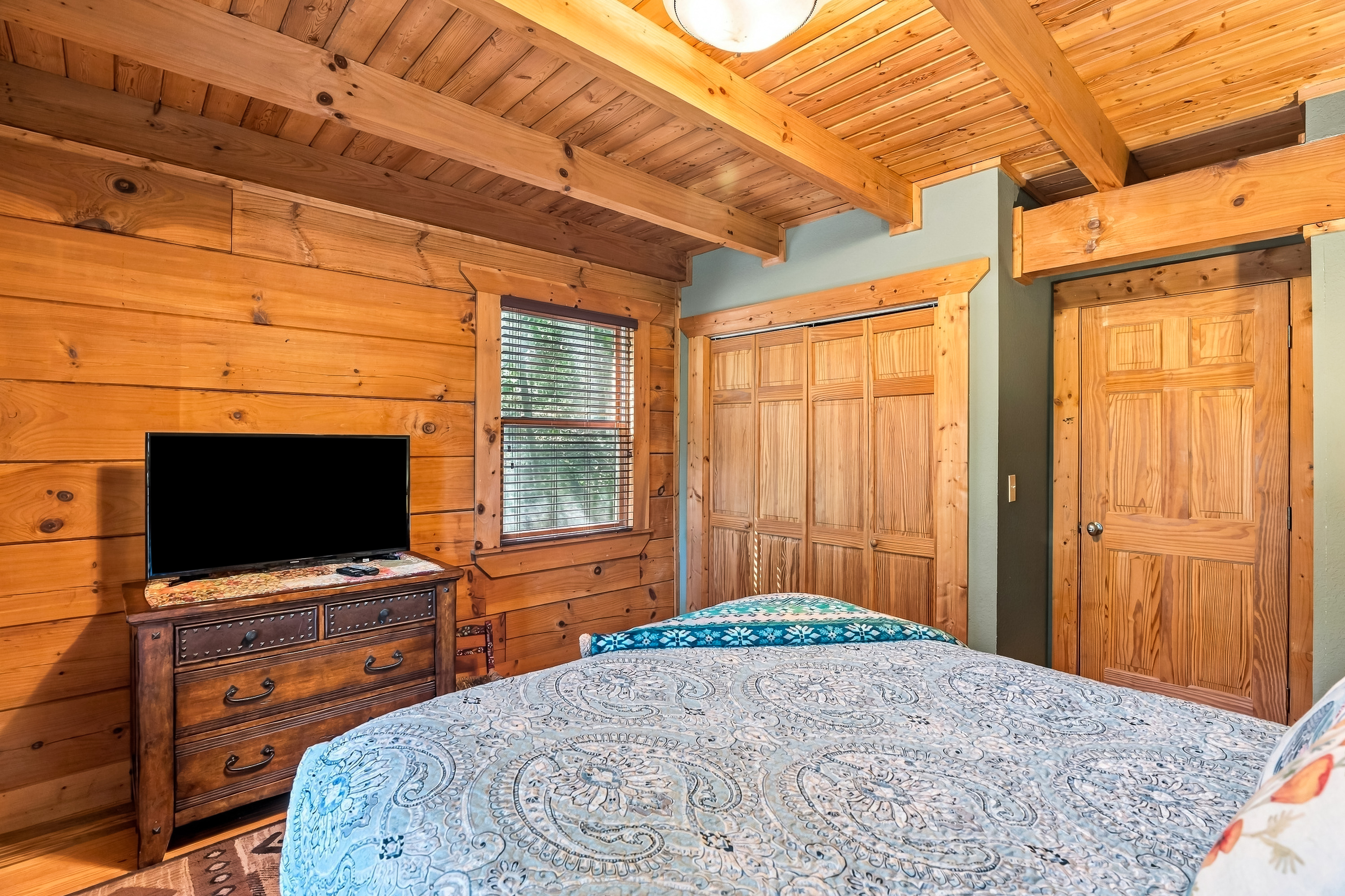 Another view of the queen bedroom