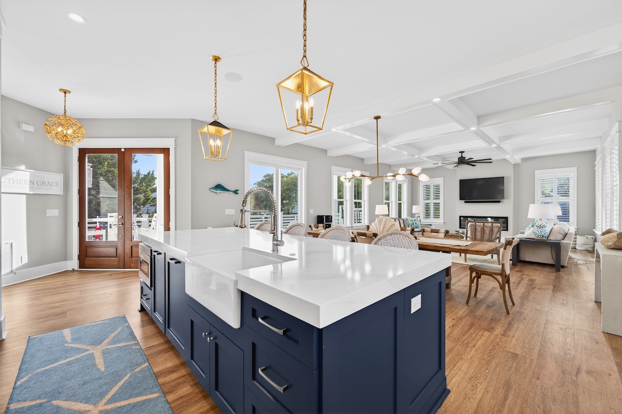 Large Kitchen Island  | Southern Grace | 6 23rd Ave.