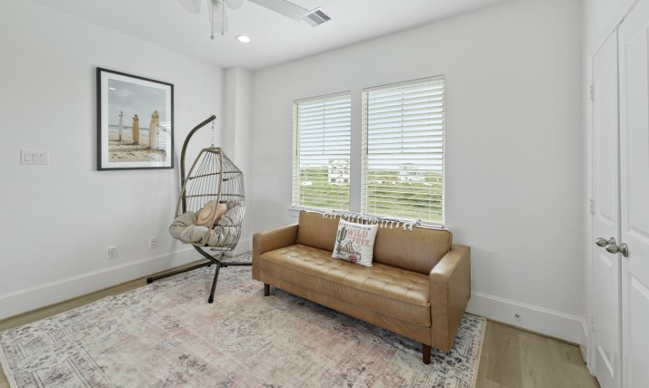 6d97f2cd63b1414da081447fab8fa07c | Beachhouse | Texas | TX | Vacation Homes | Galveston | Crystal Beach | Kokomo | Breezy Days | Beachfront Elegance | Sunrise Serenity | Southern Sands Property Management, LLC