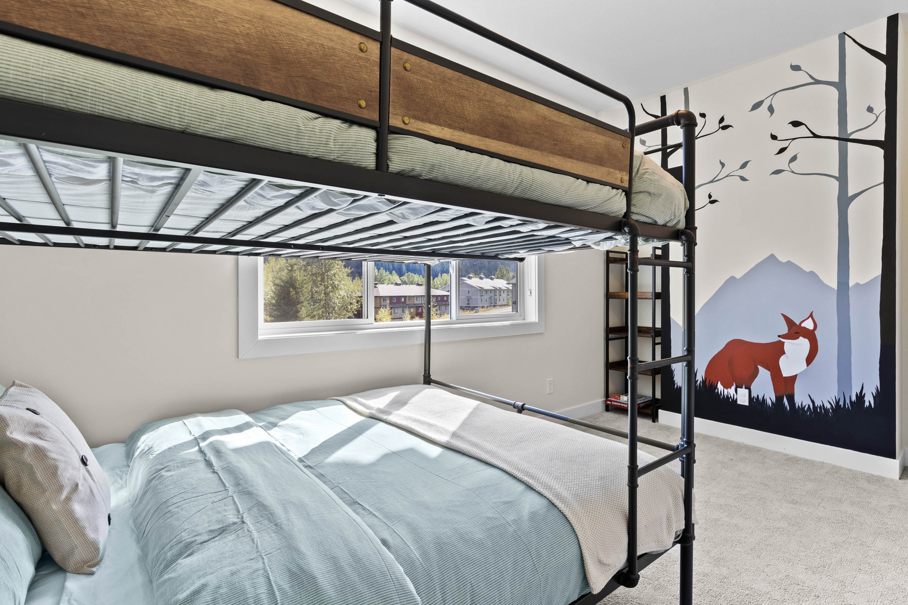 Modern & Cozy Condo w/Hot Tub! 5