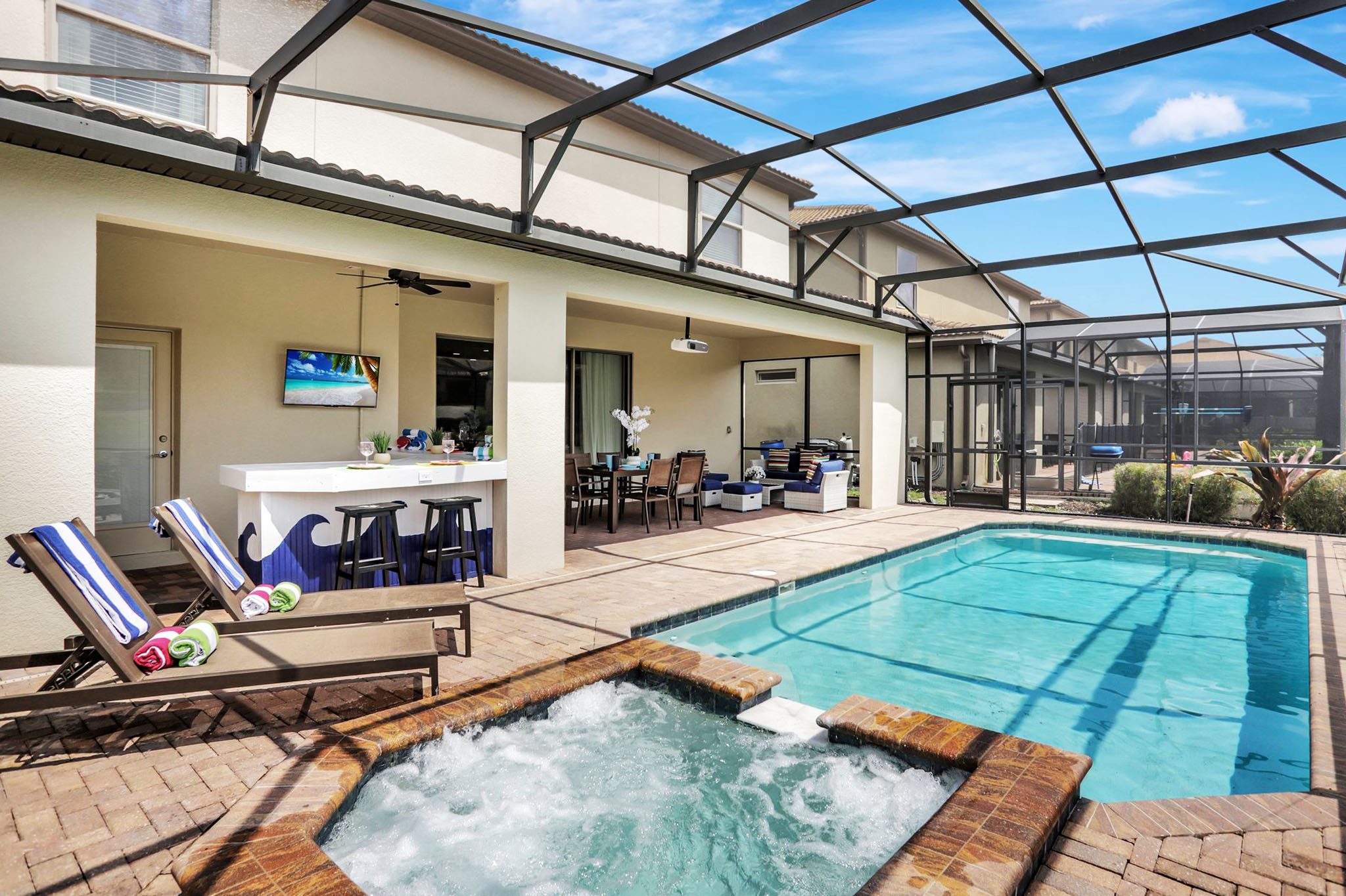 Heated Spa-Great To Relax In