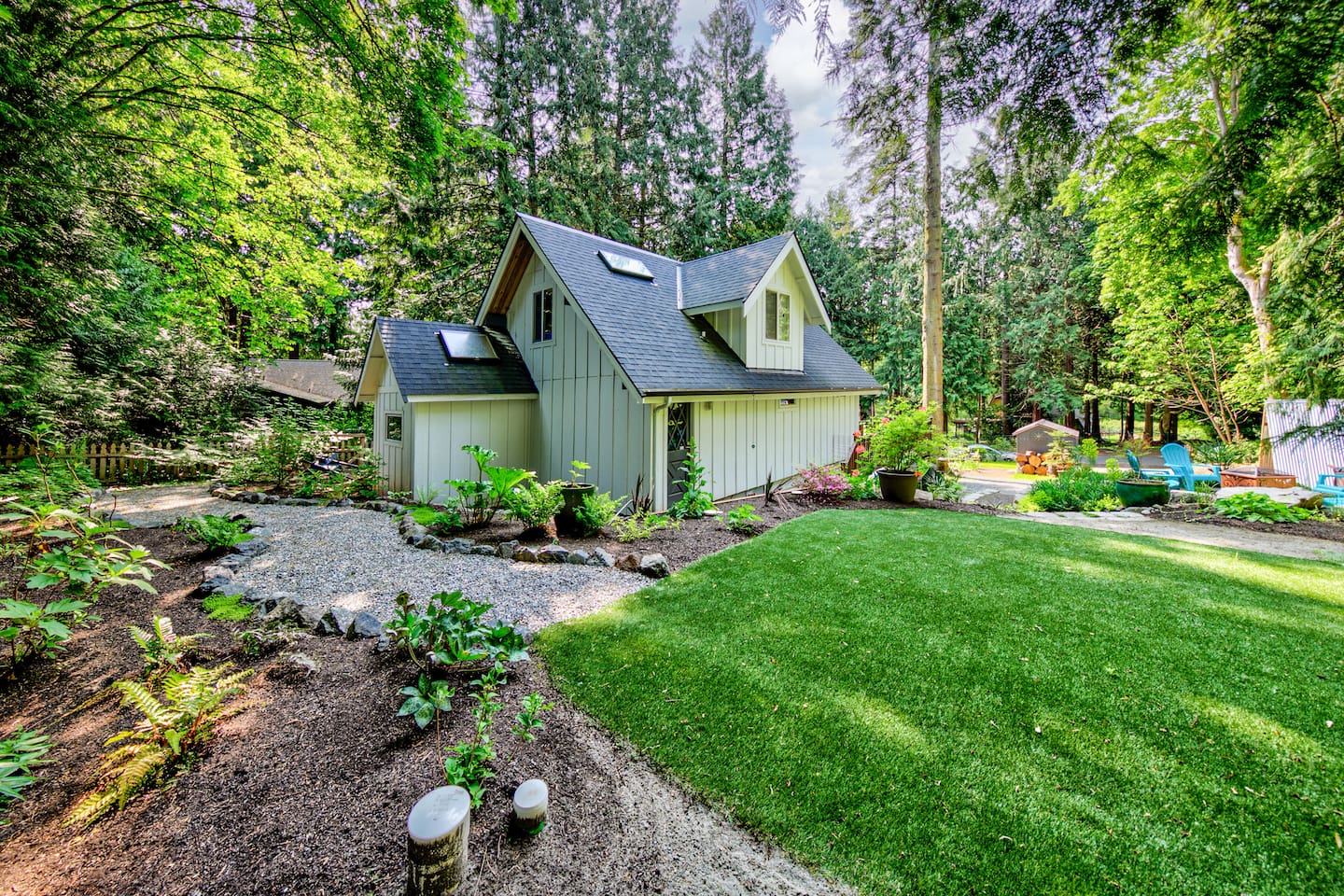 Did we mention how idyllic the setting ready for cornhole and croquet?