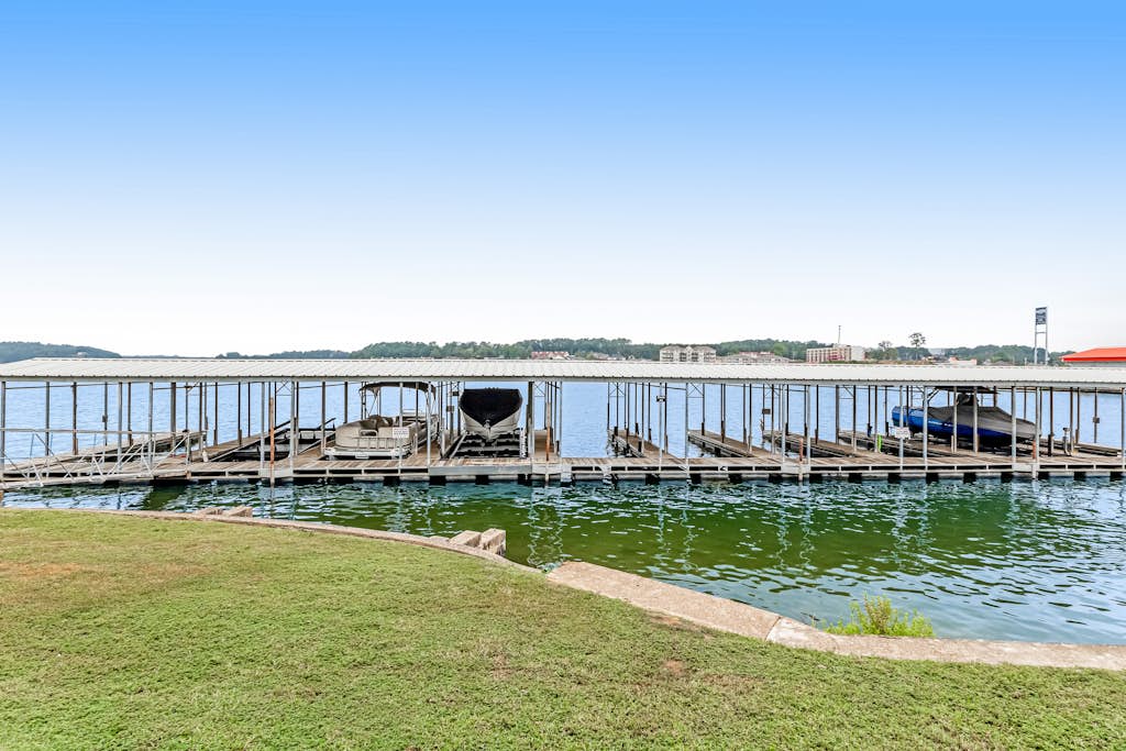Lake Hamilton Haven | Waterfront View + Pool & Pickleball Access 5