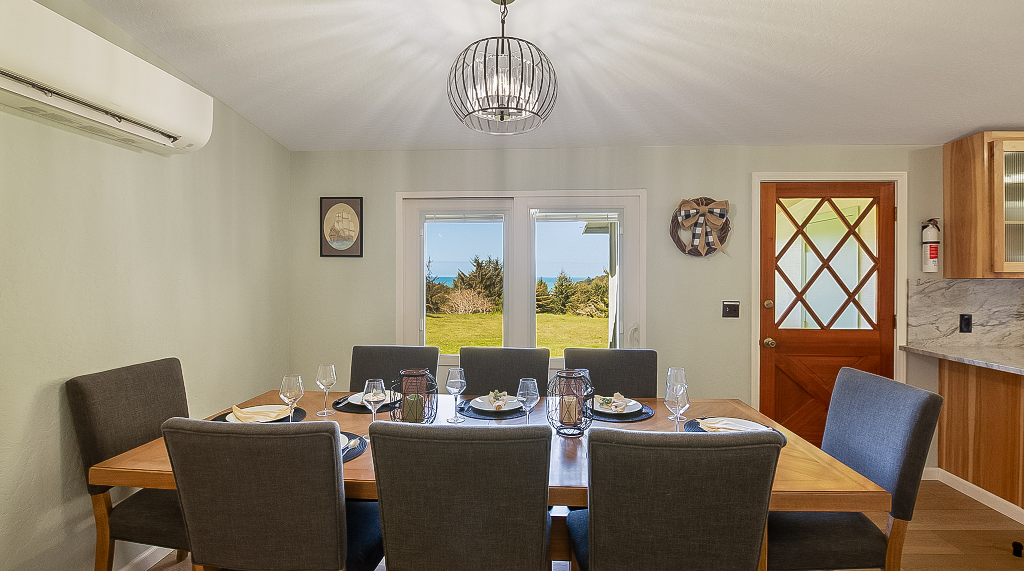 Dining Room Facing Ocean