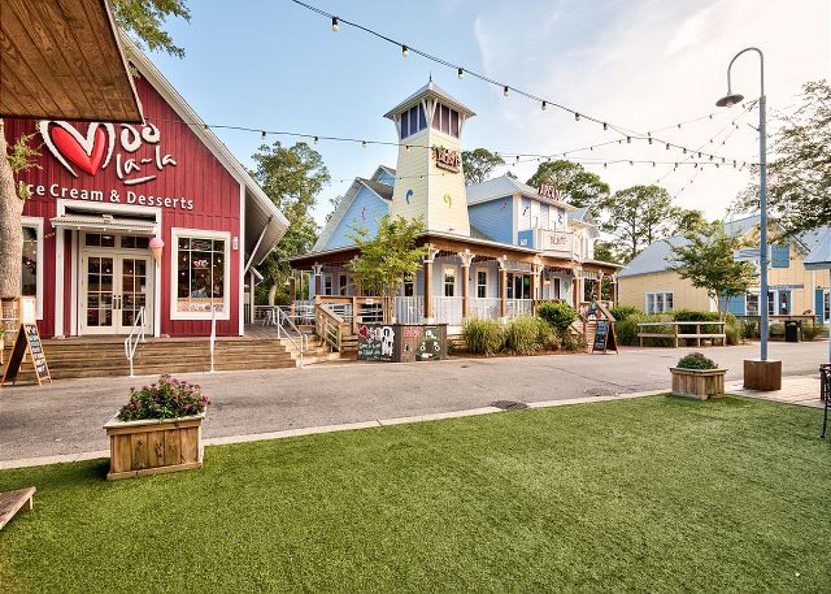 Baytowne Wharf ice cream shop and village lawn, steps from the front door