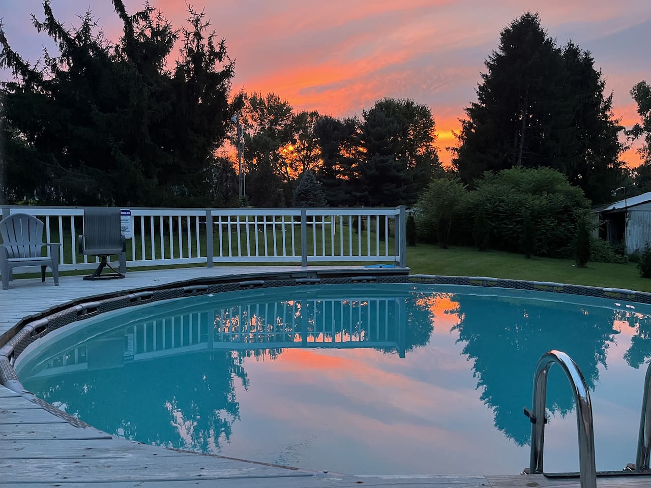 Let the sunset paint your evening while you float in paradise ️