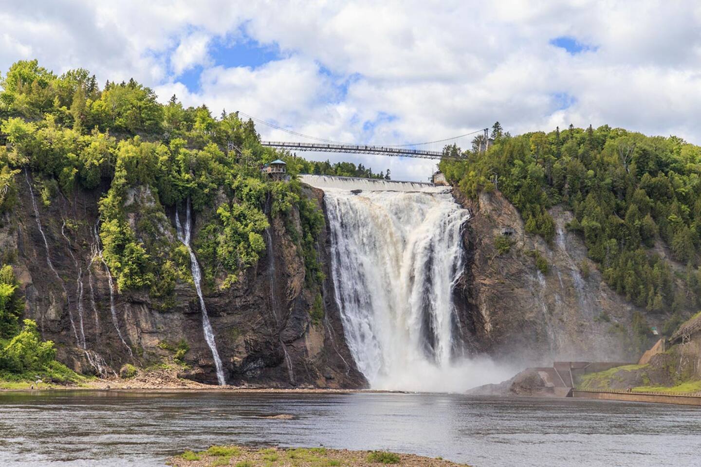 Impressionnante chute Montmorency !