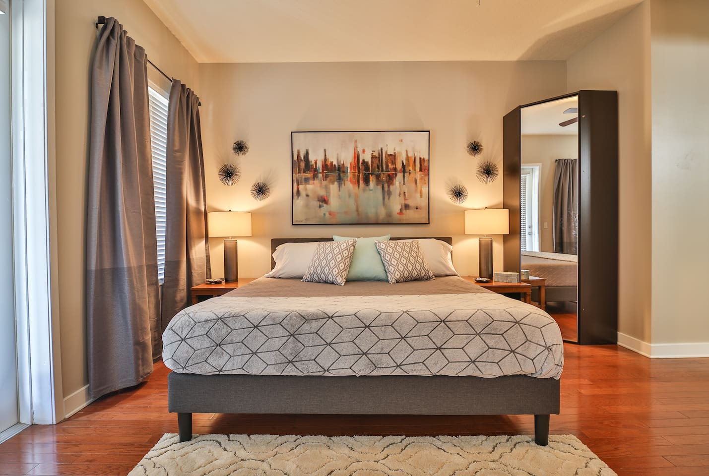 Master bedroom
"This is an amazing gem in Ybor. Trey and Erin are amazing..the house is clean and is the perfect home away from home. Their neighbors are amazing too..The location is within walking distance to all the action & is well maintained. "