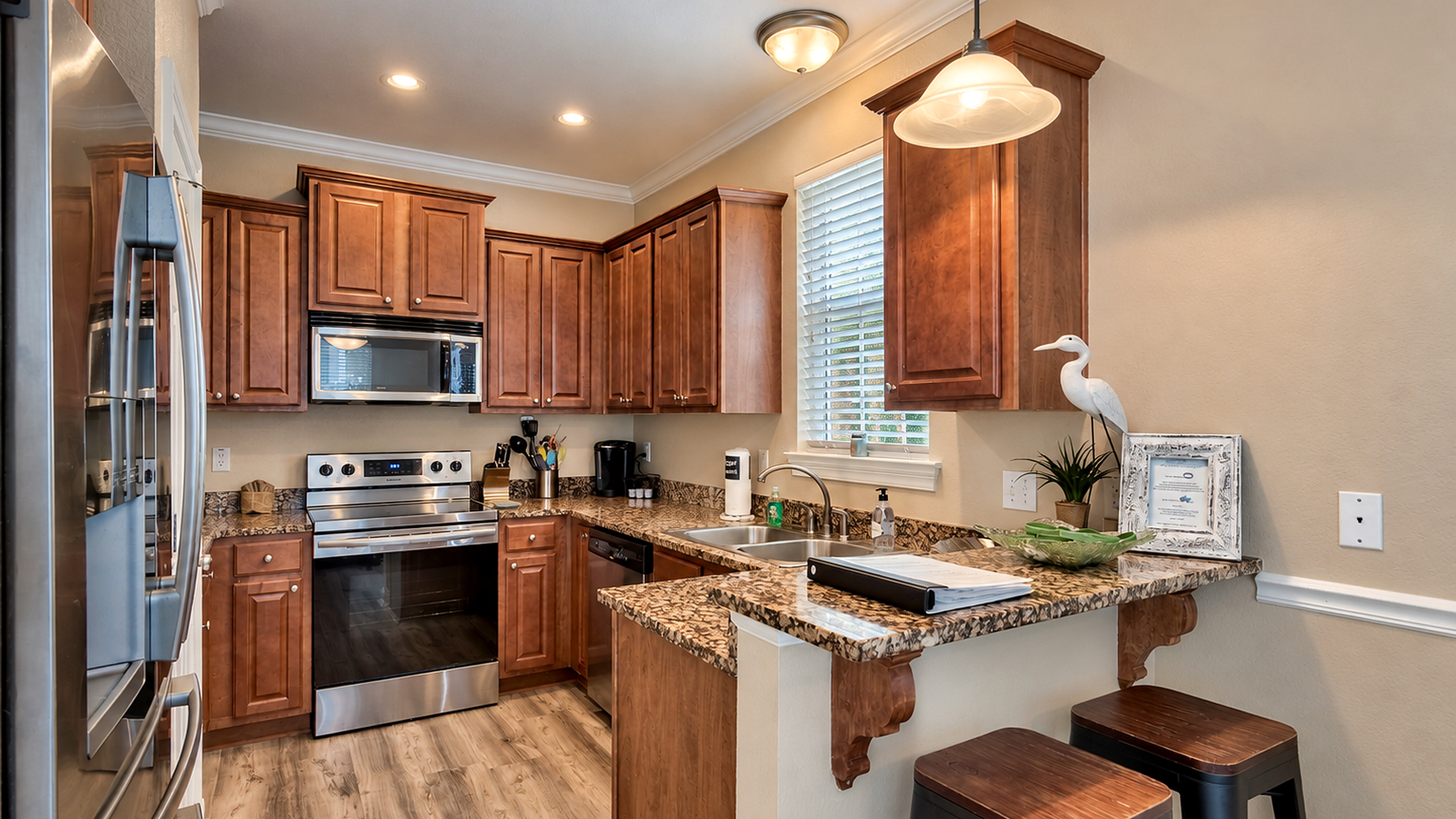 A fully equipped kitchen complete with everything you need. Perfect for both everyday cooking and large meal prep.