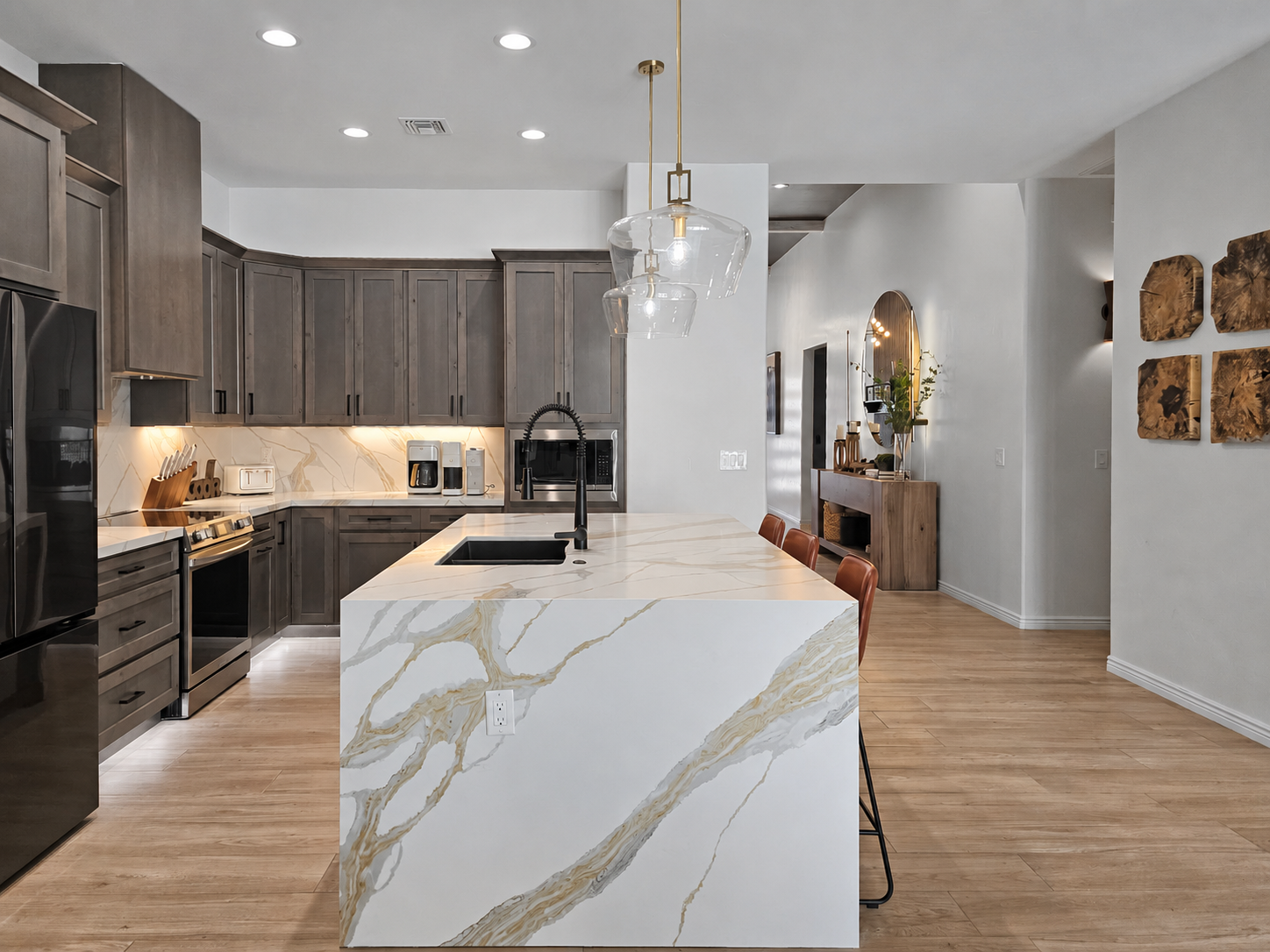 Modern and stylish kitchen with island.