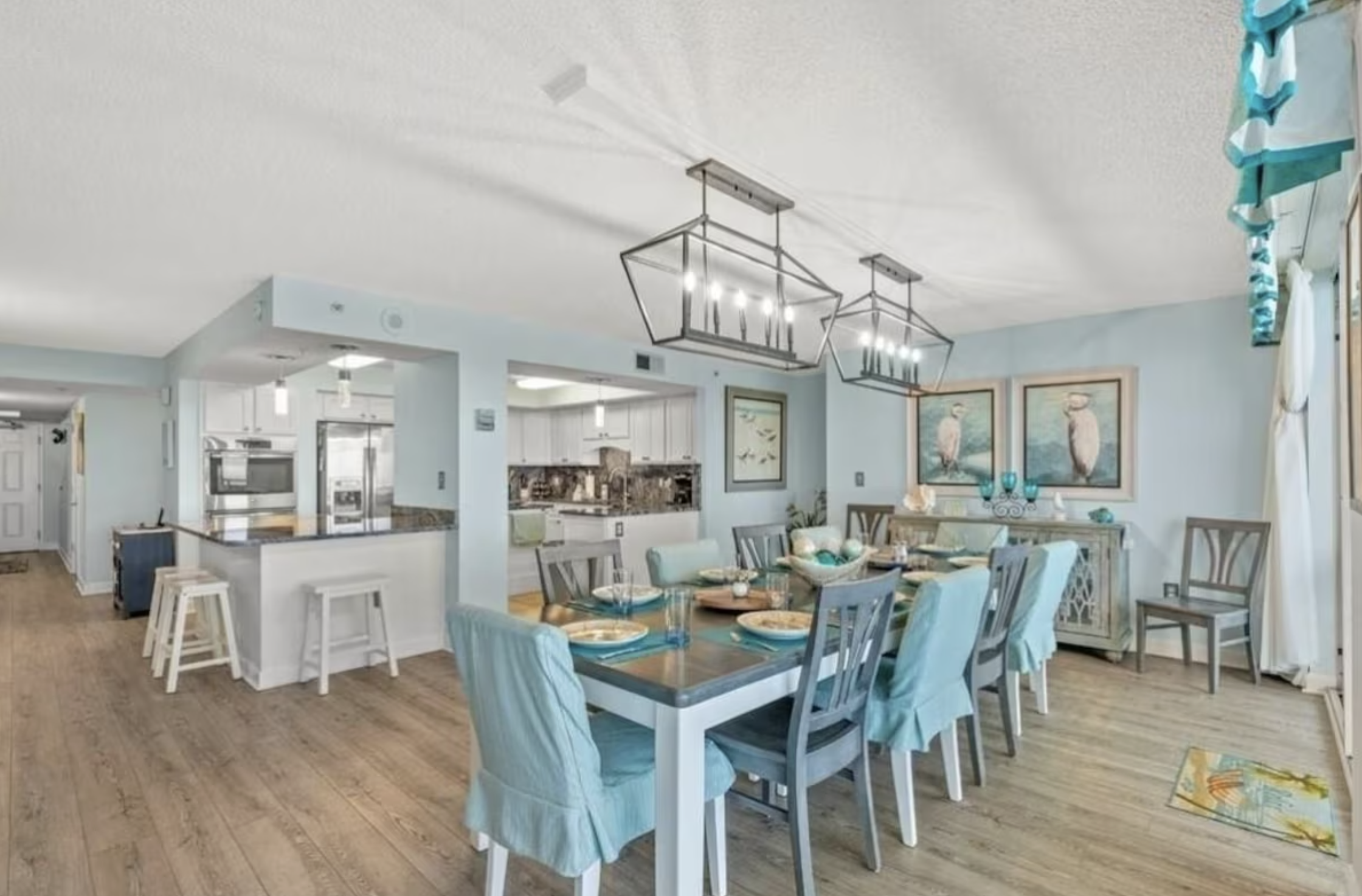 The kitchen/dining area