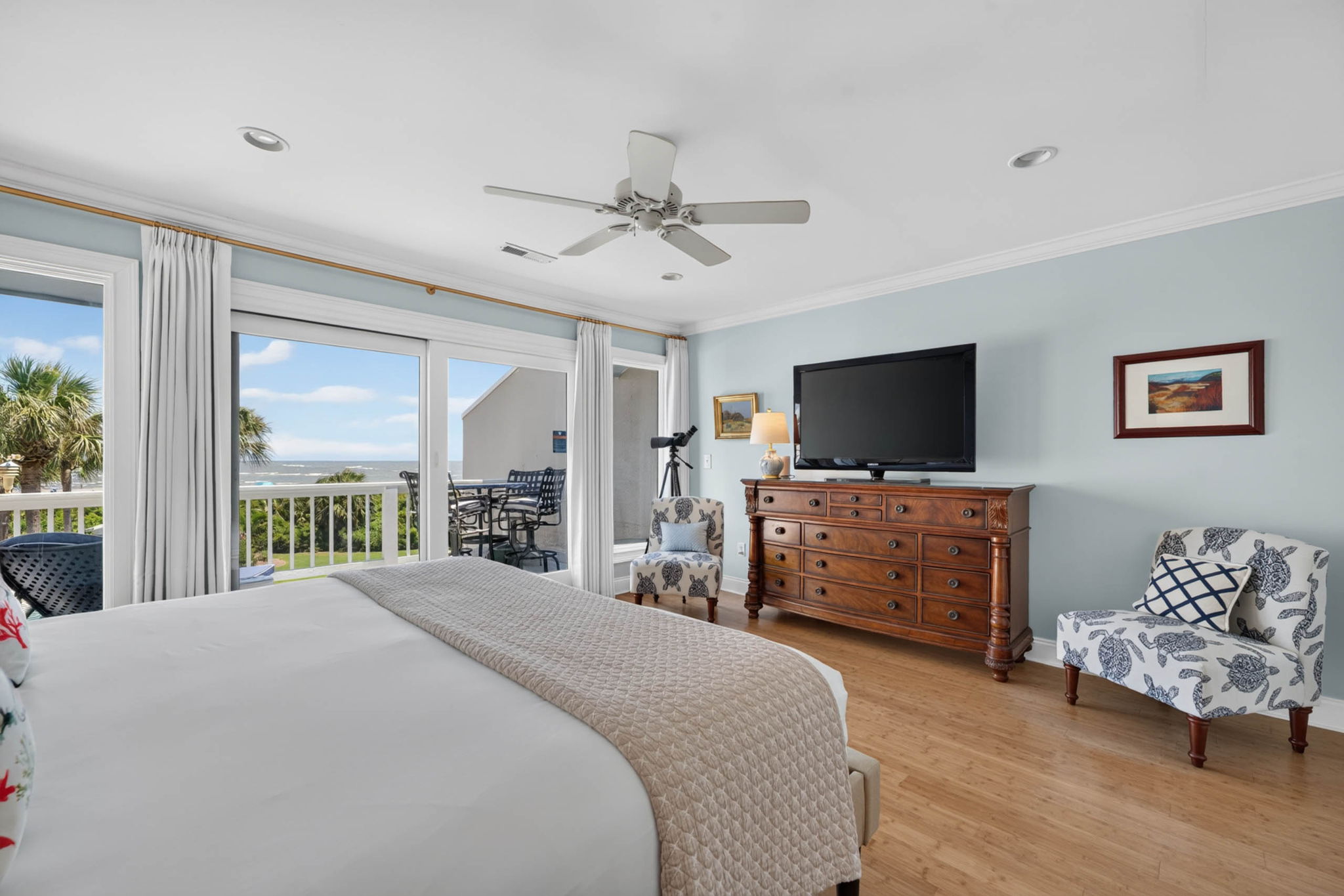Bedroom 2: King Suite with oceanfront balcony | Oceans 22 | 22 Beach Club Villas, Wild Dunes | IOP Escapes