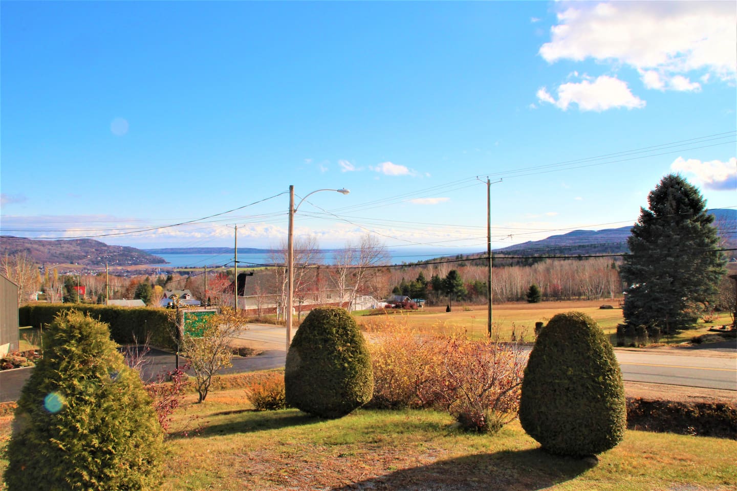 Superbe vue sur Baie-Saint-Paul et les montagnes !