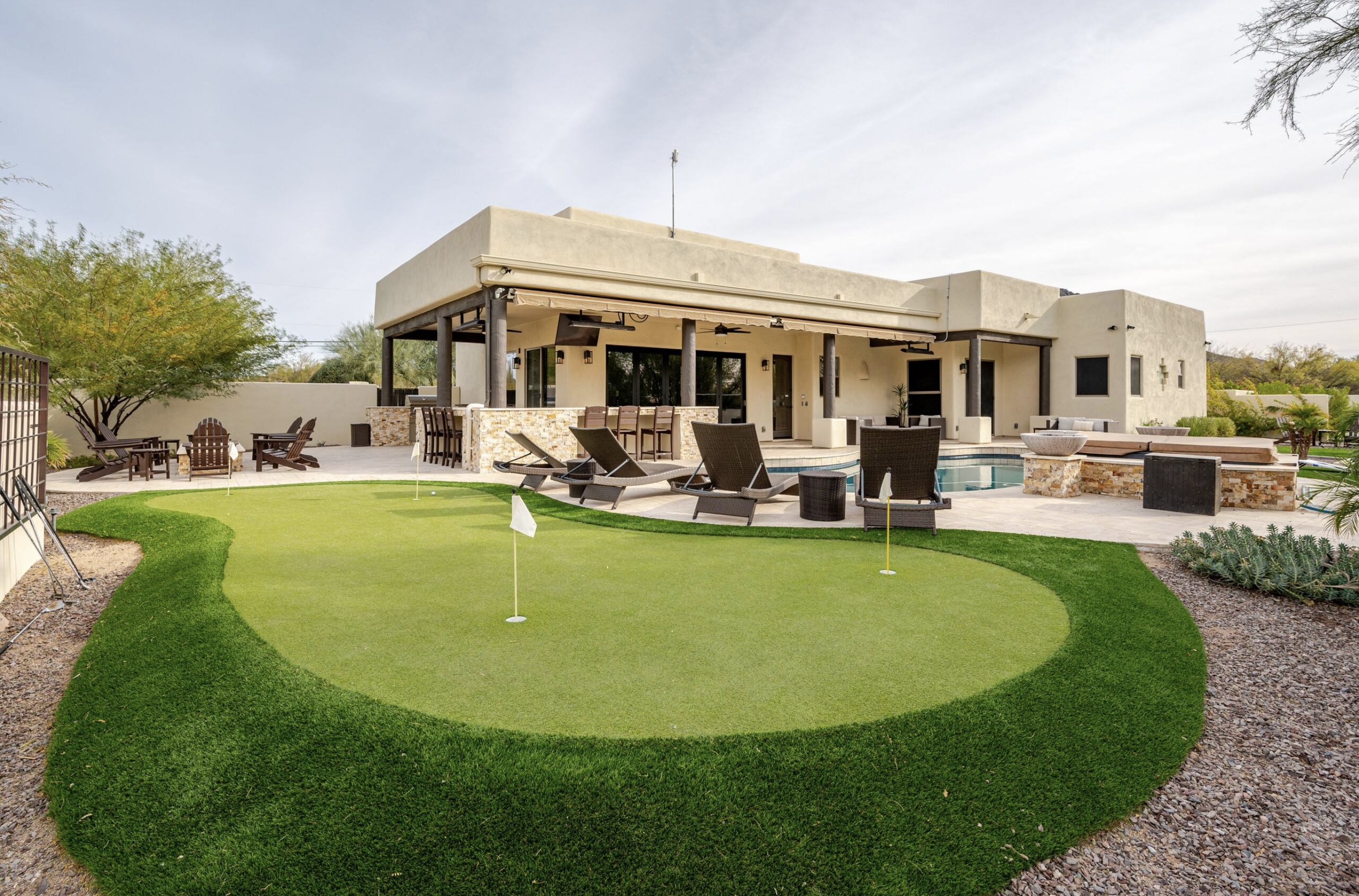 Golf? BBQ? Swim? Hottub? Drinks and watch the game?