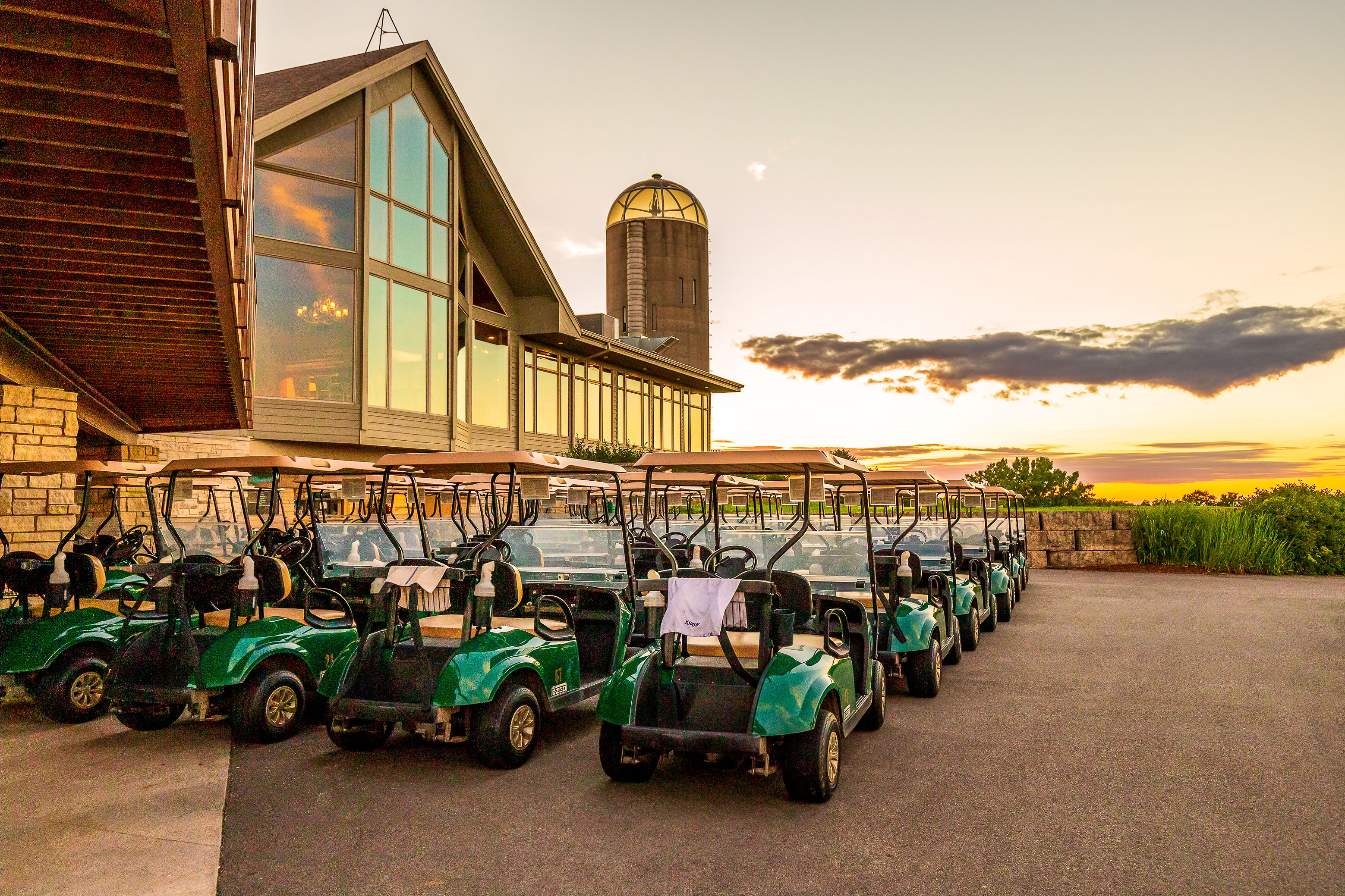 Amazing golf only minutes away- 10 min drive