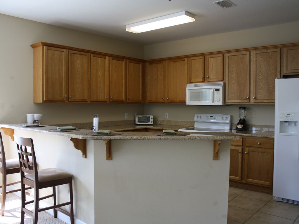 Fully equipped kitchen with full size appliances.
Typical 3 BR unit